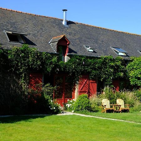 La Maison Jaune A La Janaie Parigne Ngoại thất bức ảnh