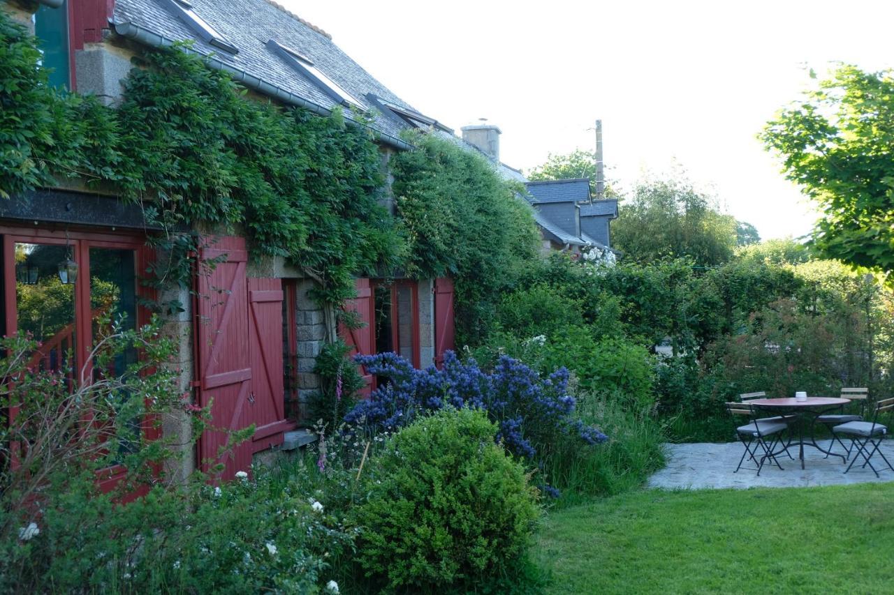 La Maison Jaune A La Janaie Parigne Ngoại thất bức ảnh