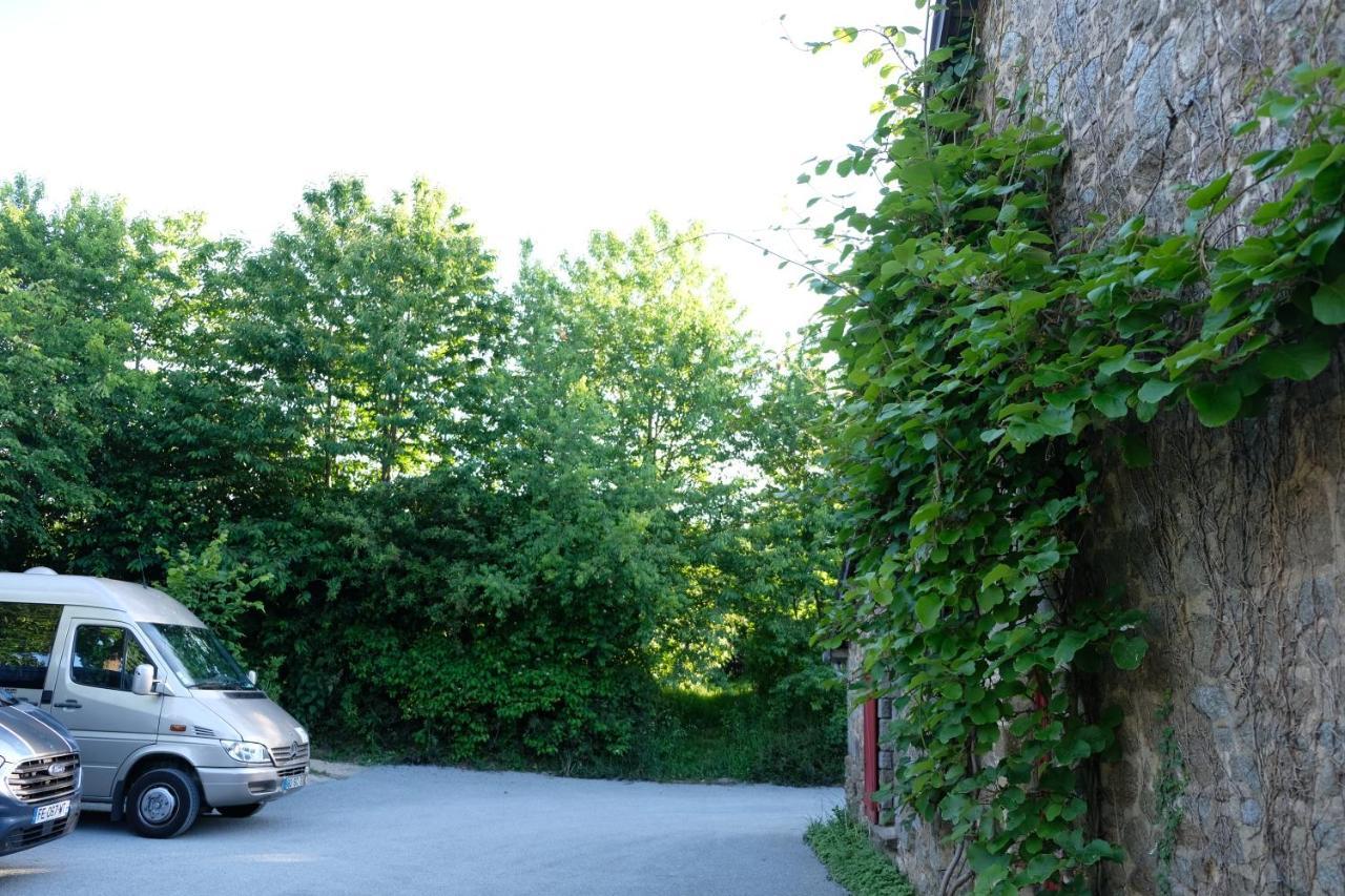 La Maison Jaune A La Janaie Parigne Ngoại thất bức ảnh